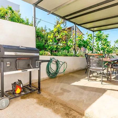 Simun Lejlighed Ražanj