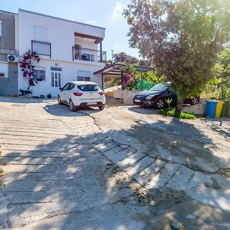 Lejlighed Simun Ražanj